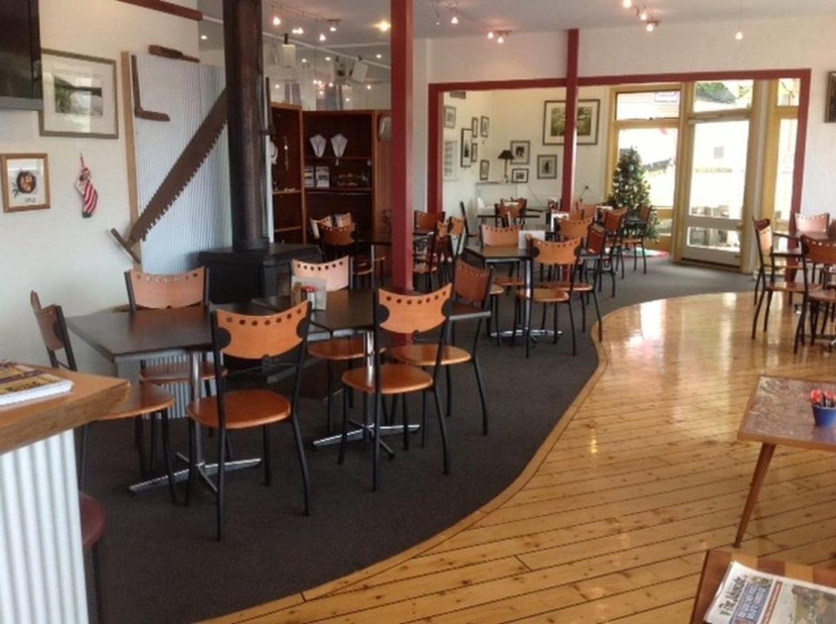 Bushman'S At Strahan Aparthotel Εξωτερικό φωτογραφία