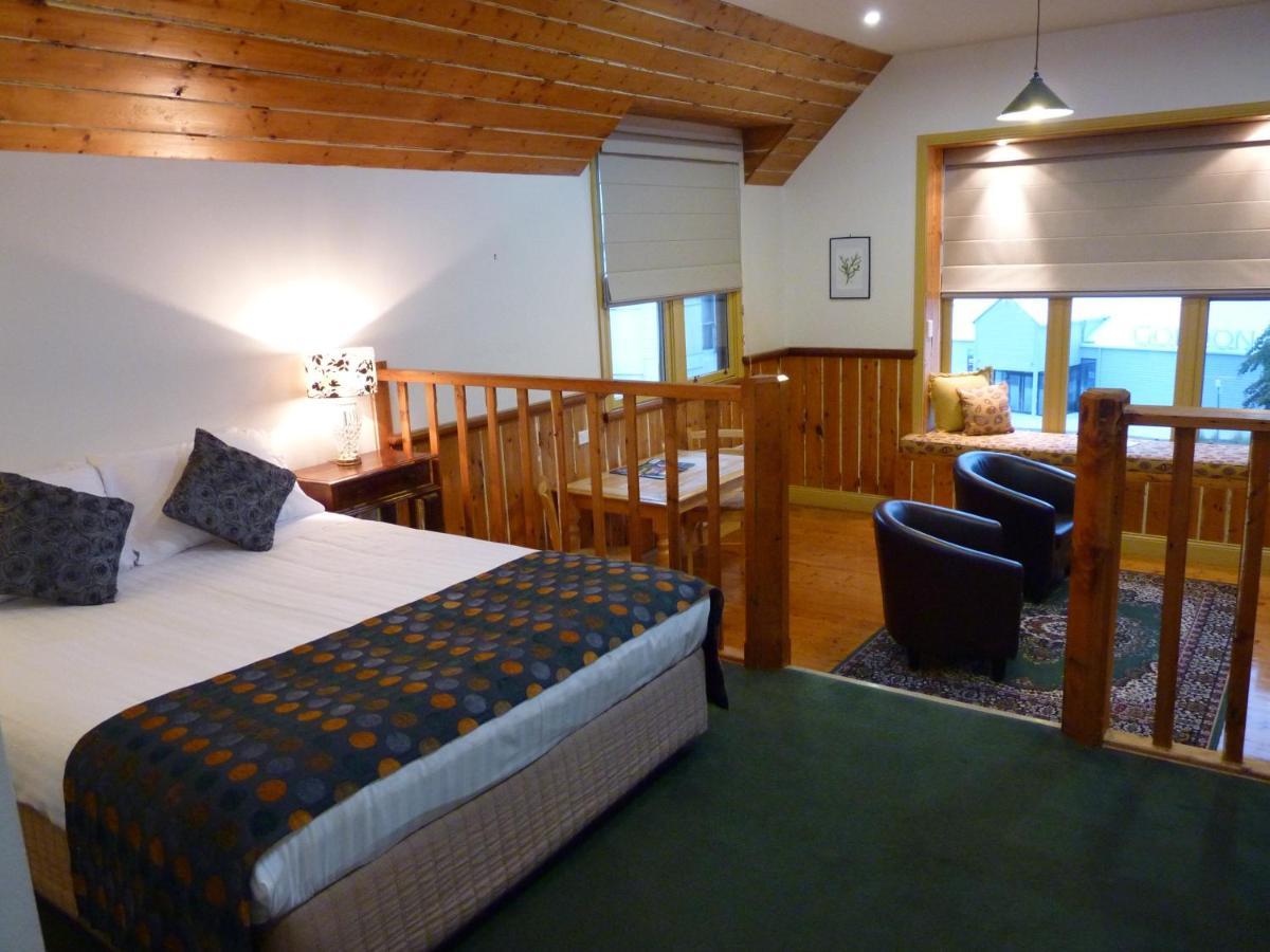 Bushman'S At Strahan Aparthotel Εξωτερικό φωτογραφία